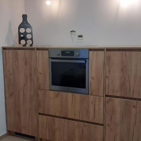 Appartamento Oaza Klara Karlovac Esterno foto
