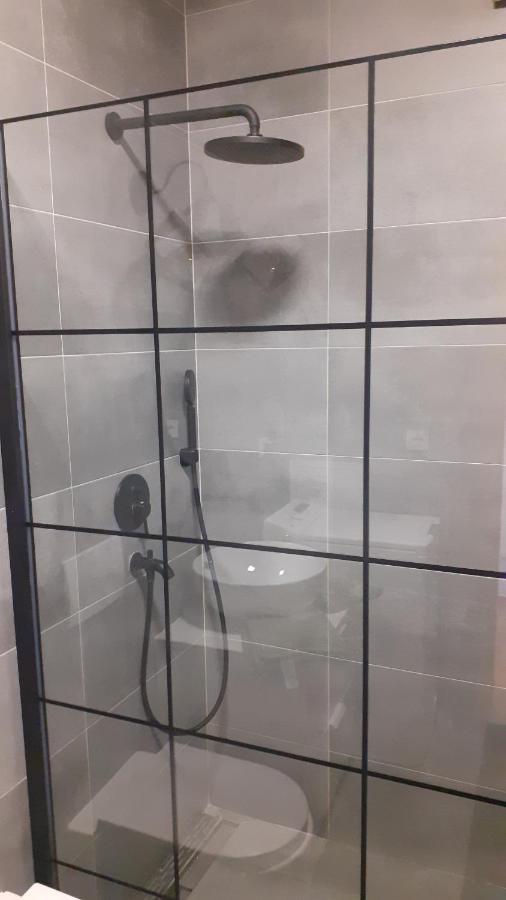 Appartamento Oaza Klara Karlovac Esterno foto